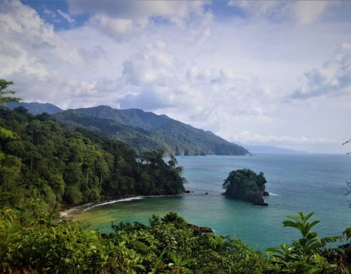 Dos Destinos que Ofrecen Lugares Naturales Únicos en el Mundo