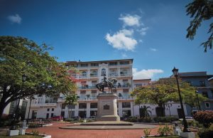 Casco Antiguo: Descubre la Historia y Corazón de Panamá